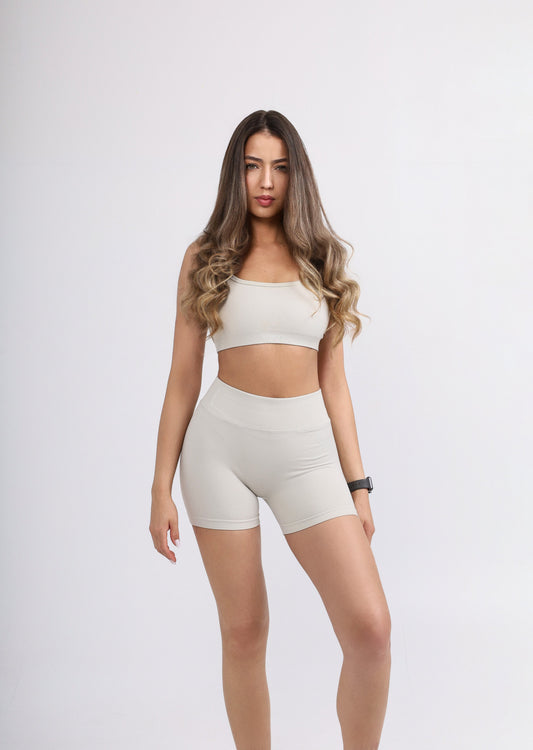 VBACK SCRUNCH SHORTS -  CLOUD GREY
