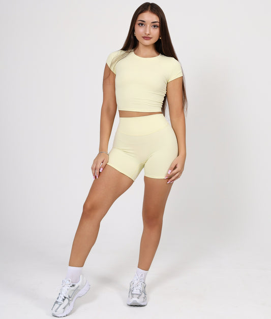 BUTTER FITTED TSHIRT- PASTEL YELLOW