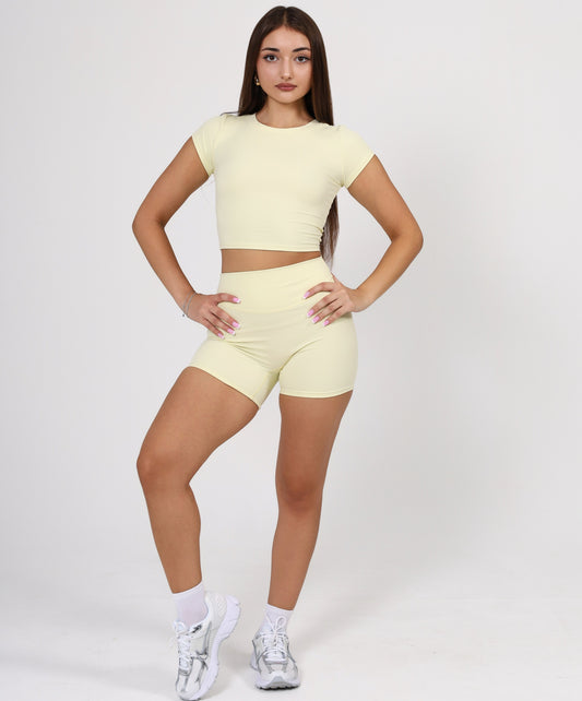 BUTTER FITTED TSHIRT- PASTEL YELLOW